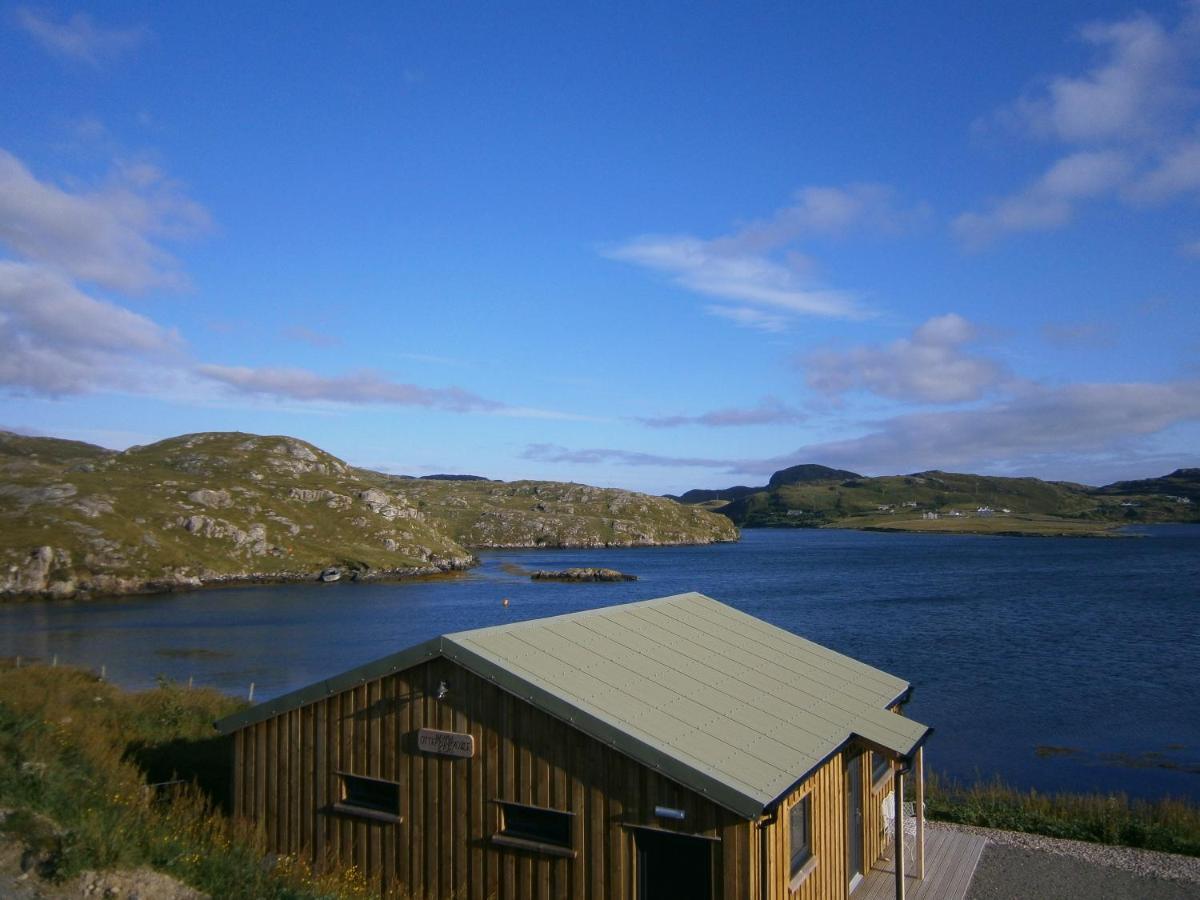 Otter Bunkhouse Hostel Cairisiadar Exterior photo